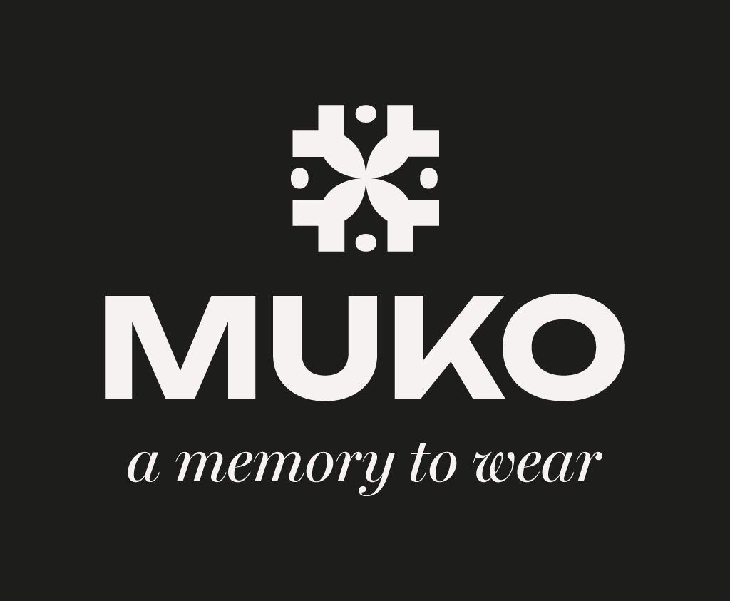 logo muko sur fond noir